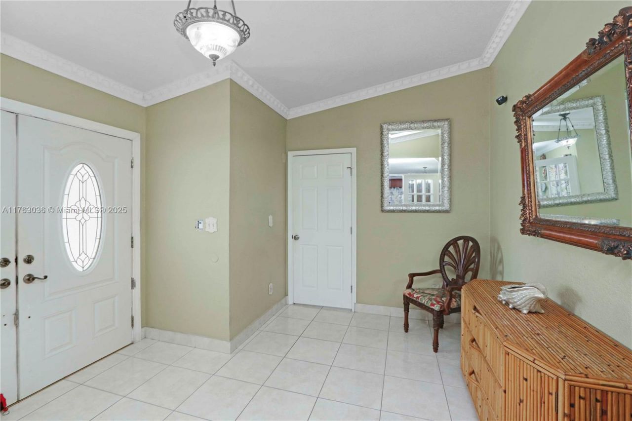 116 SW 135th Ave, Miami, FL 33184 Photo