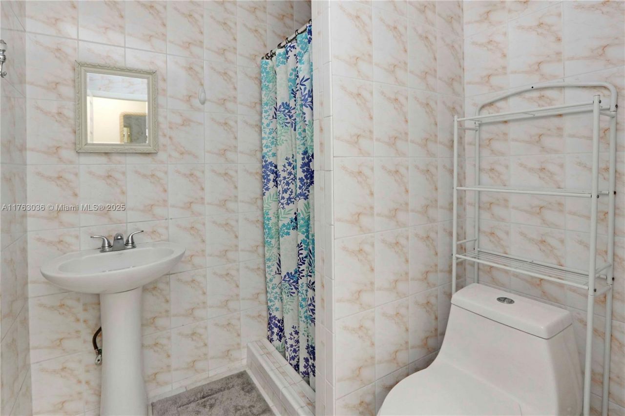 116 SW 135th Ave, Miami, FL 33184 Photo