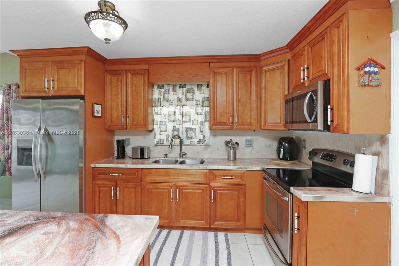 116 SW 135th Ave, Miami, FL 33184 Photo