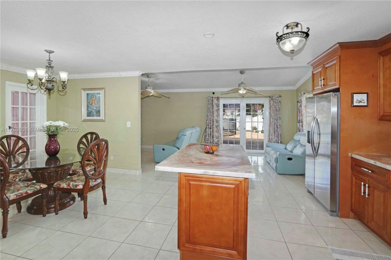 116 SW 135th Ave, Miami, FL 33184 Photo