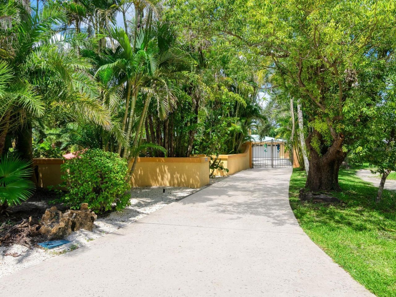 2212 6th Street W, Palmetto, FL 34221 Photo