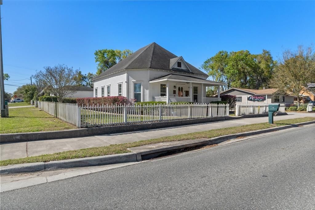 401 Tompkins Street, Inverness, FL 34450 Photo