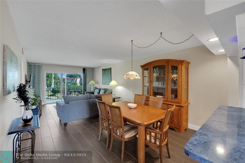 8980 S Hollybrook Boulevard, Unit 304, Pembroke Pines, FL 33025 Photo