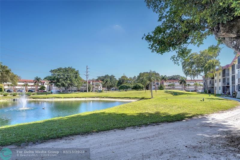 8980 S Hollybrook Boulevard, Unit 304, Pembroke Pines, FL 33025 Photo