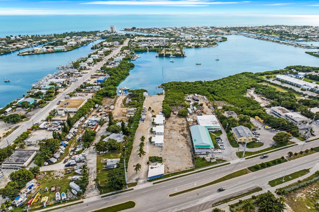 12685 Overseas Highway, Marathon, FL 33050 Photo