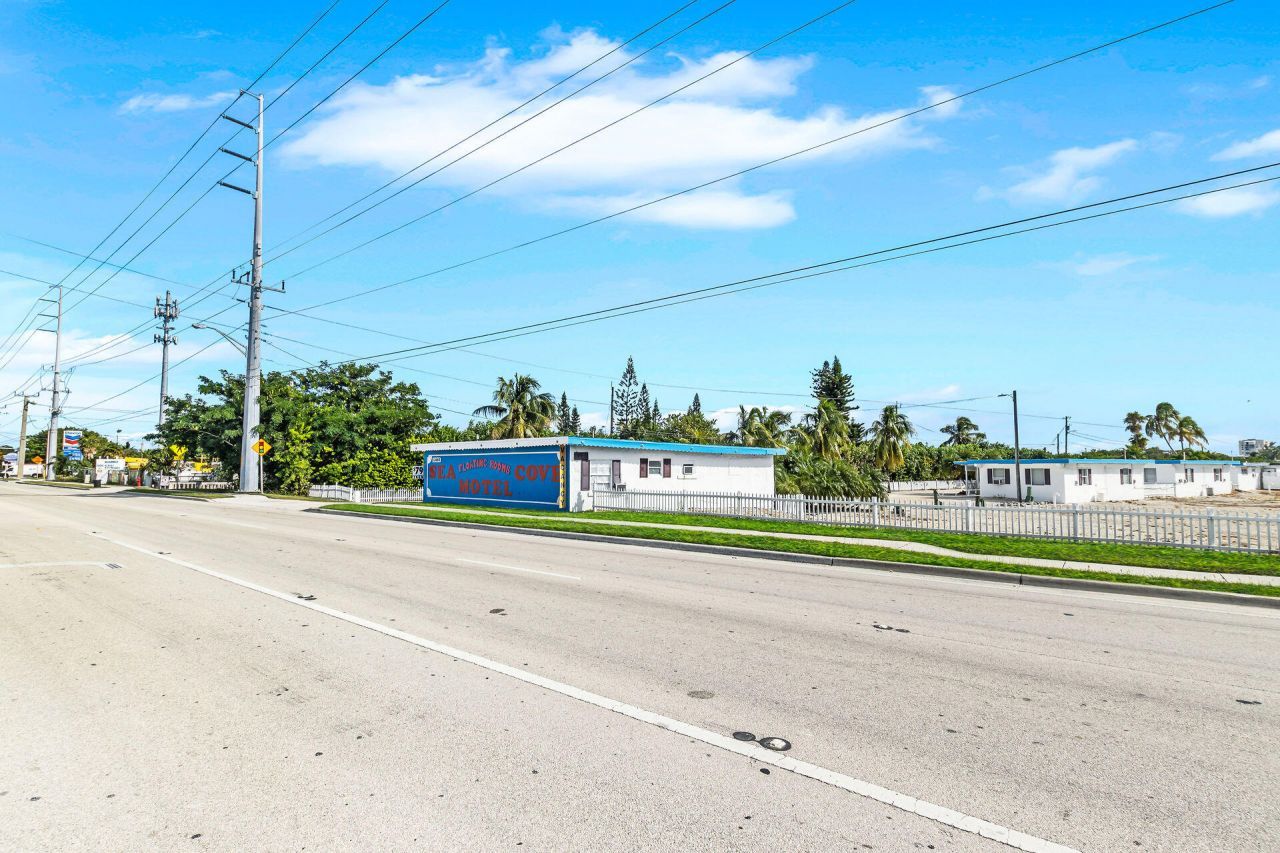 12685 Overseas Highway, Marathon, FL 33050 Photo