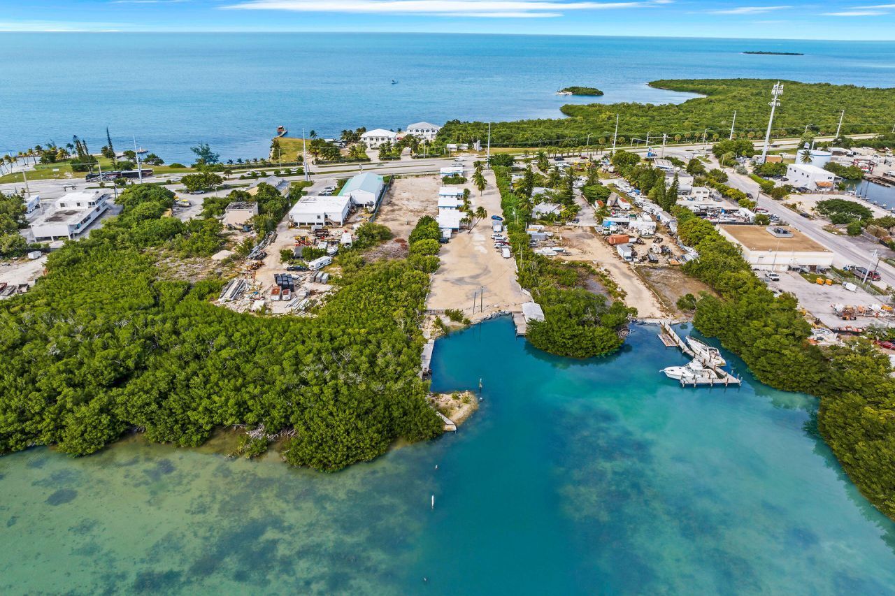 12685 Overseas Highway, Marathon, FL 33050 Photo