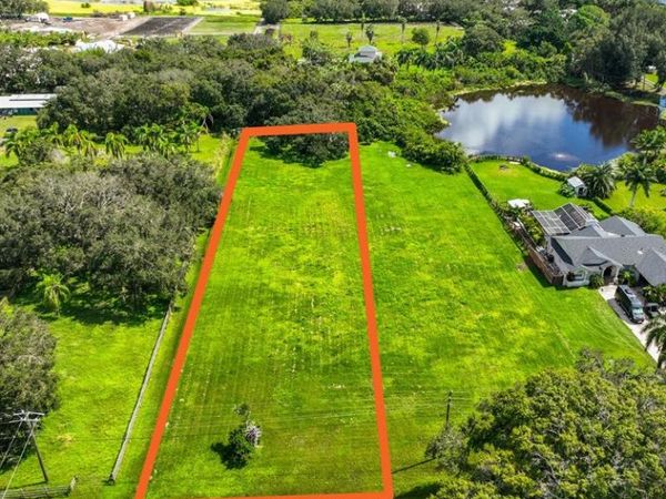 1484 CENTER ROAD, TERRA CEIA, FL 34250