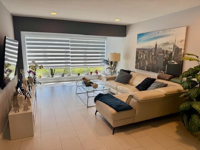 2510 Black Olive Boulevard, Unit 203, Delray Beach, FL 33445 Photo