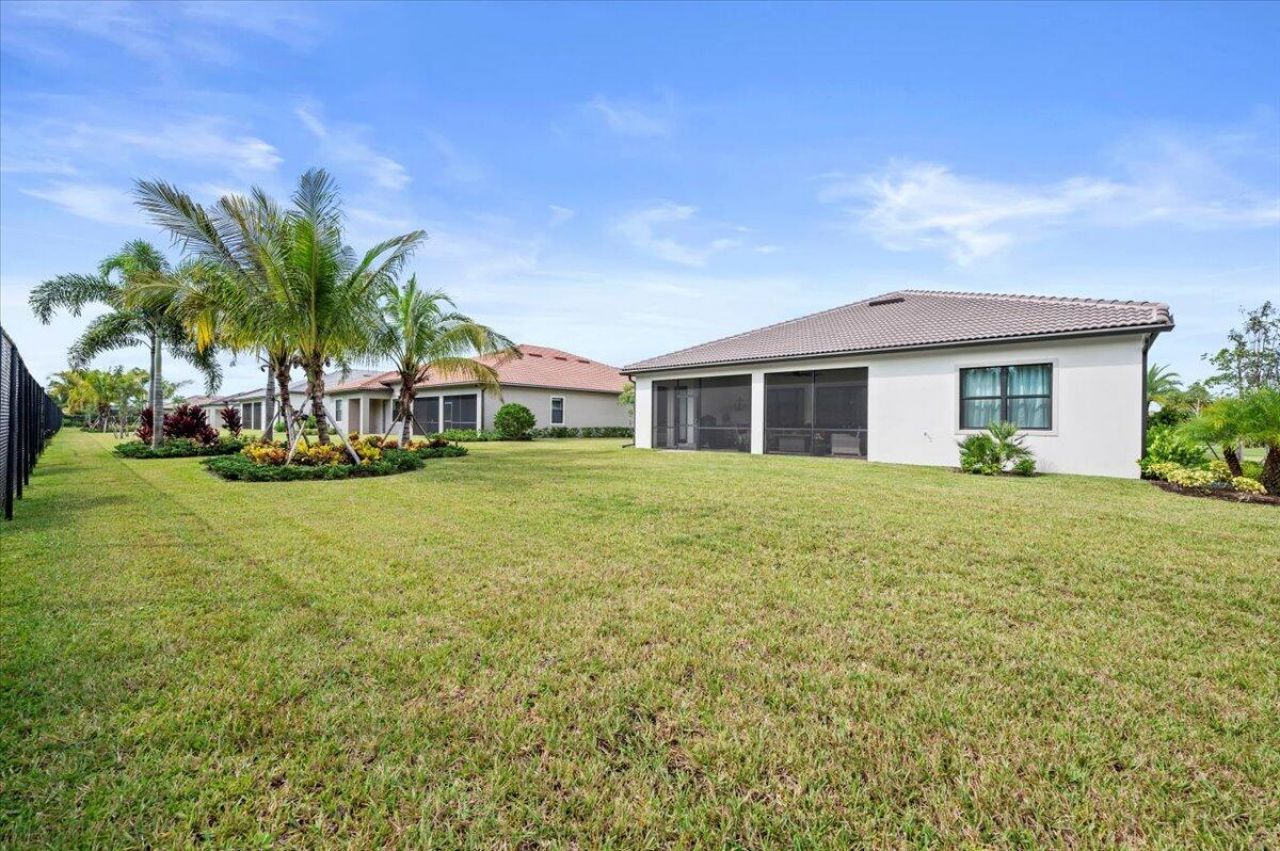 9132 Balsamo Drive, Palm Beach Gardens, FL 33412 Photo