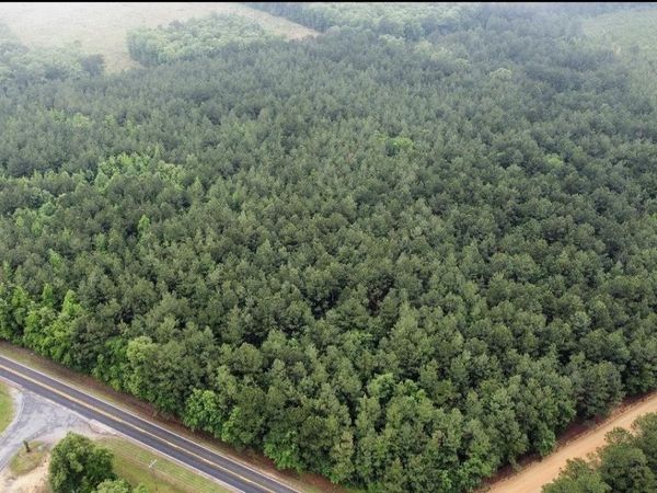 910 Highway 8 Highway, Warren, AR 71671