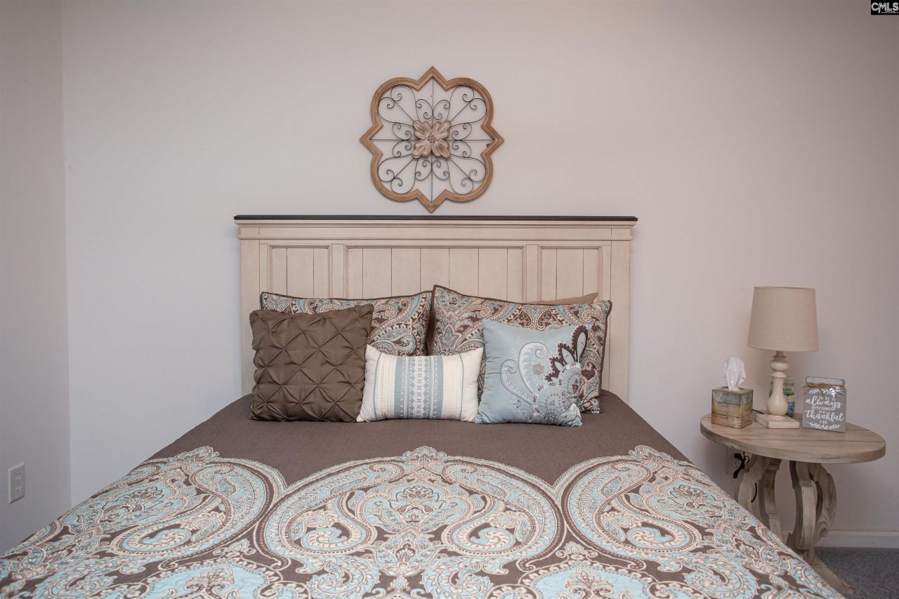 1952 White Road Photo 15