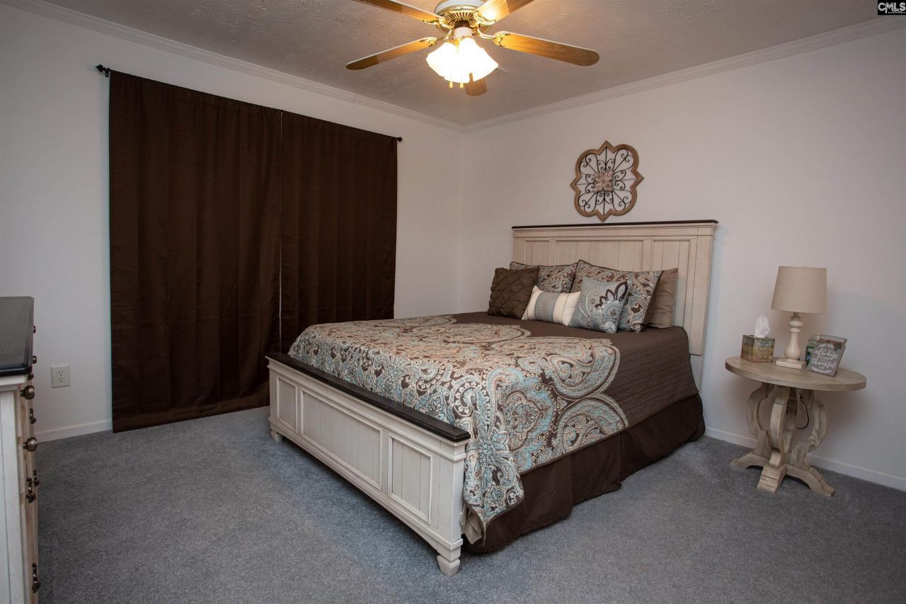 1952 White Road Photo 17