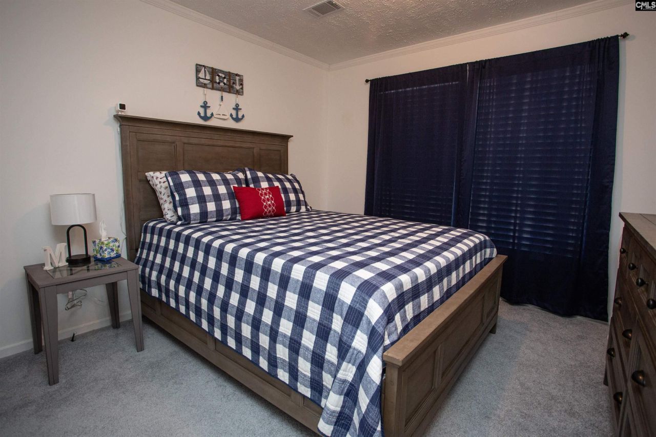 1952 White Road Photo 19