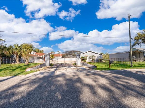 372 REST HAVEN ROAD, GENEVA, FL 32732