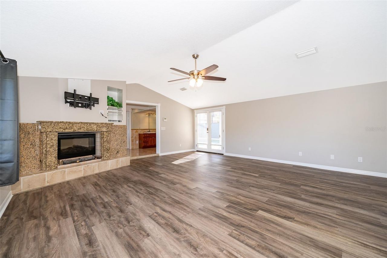 372 Rest Haven Road, Geneva, FL 32732 Photo