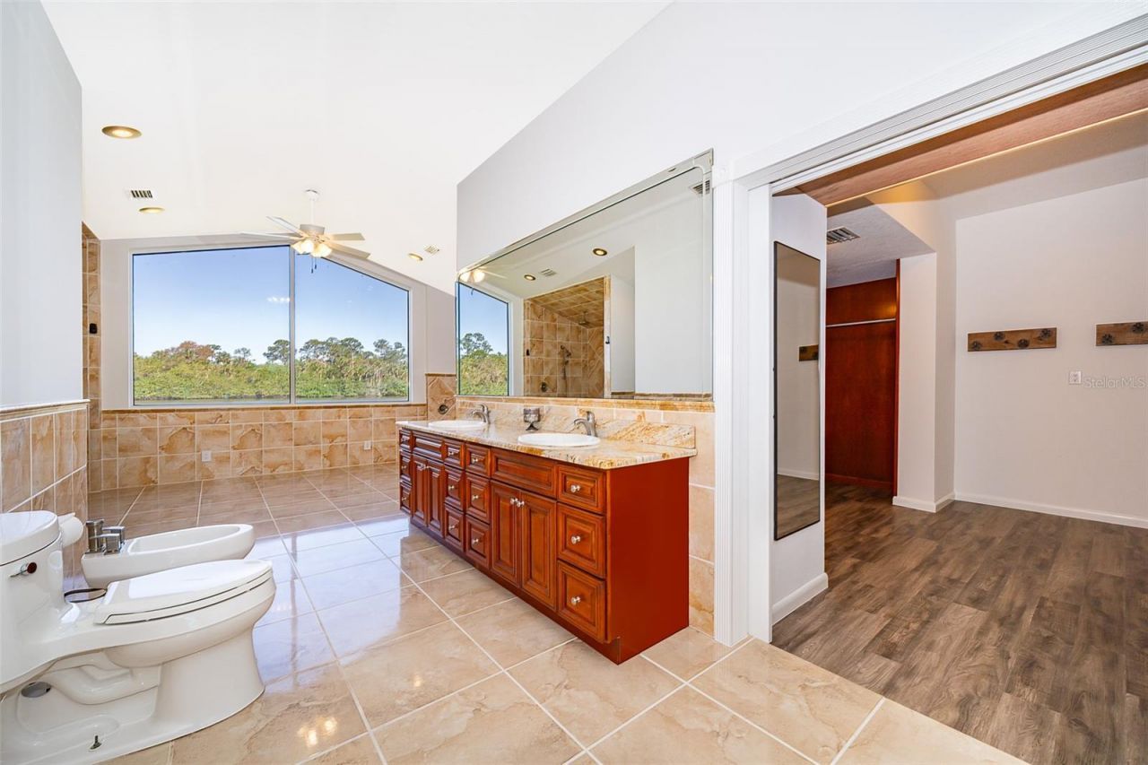 372 Rest Haven Road, Geneva, FL 32732 Photo