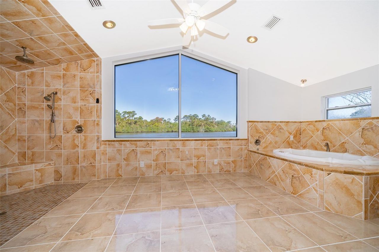 372 Rest Haven Road, Geneva, FL 32732 Photo