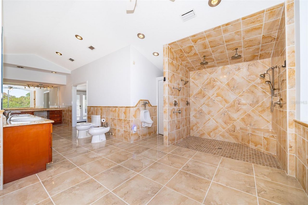 372 Rest Haven Road, Geneva, FL 32732 Photo
