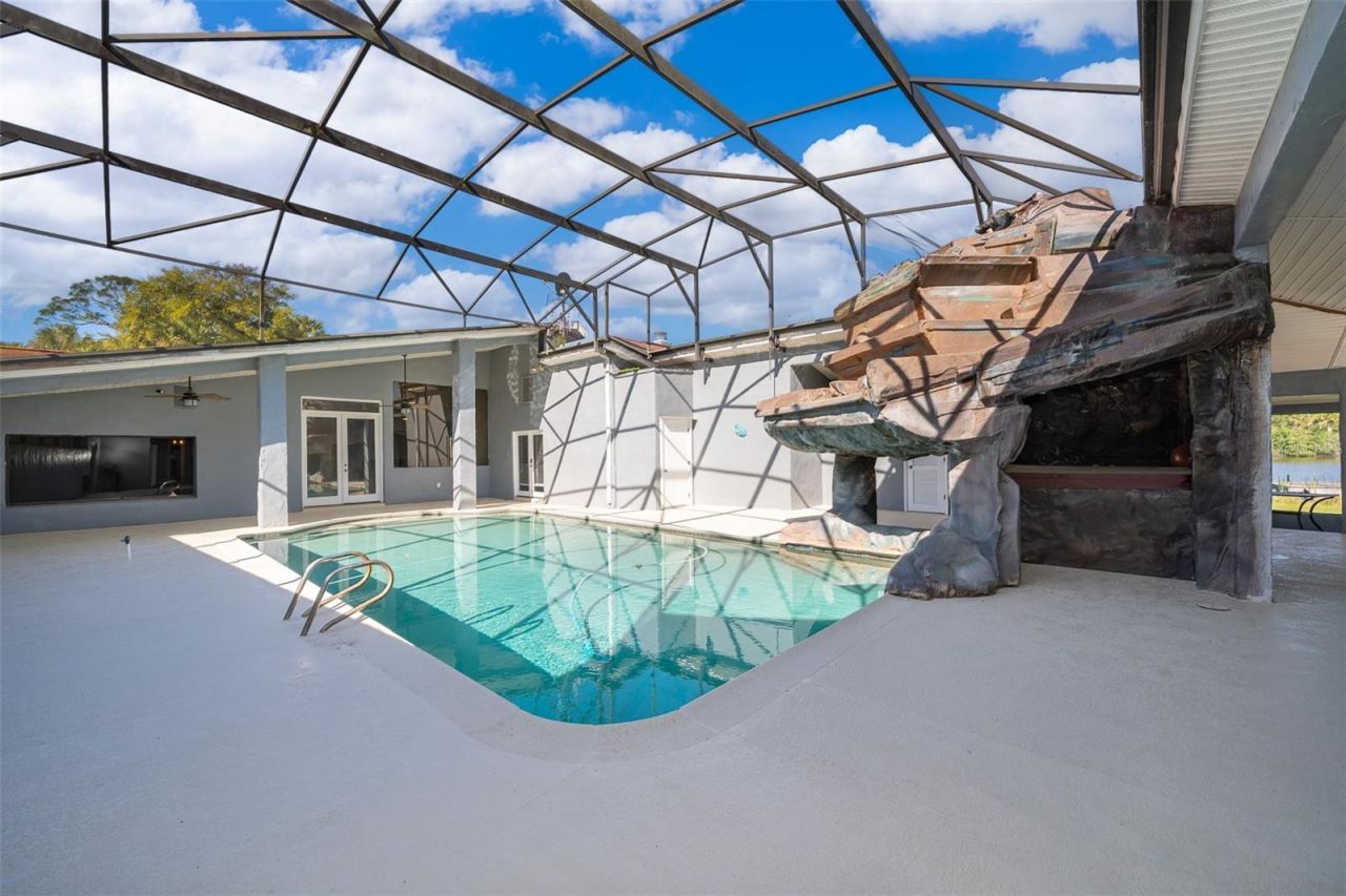 372 Rest Haven Road, Geneva, FL 32732 Photo