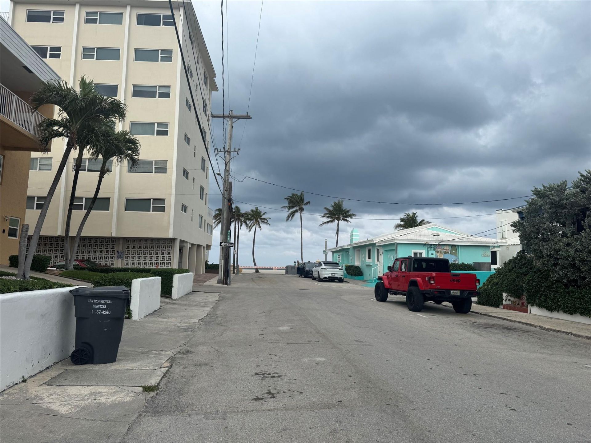 323 Monroe Street, Unit 2, Hollywood, FL 33019 Photo