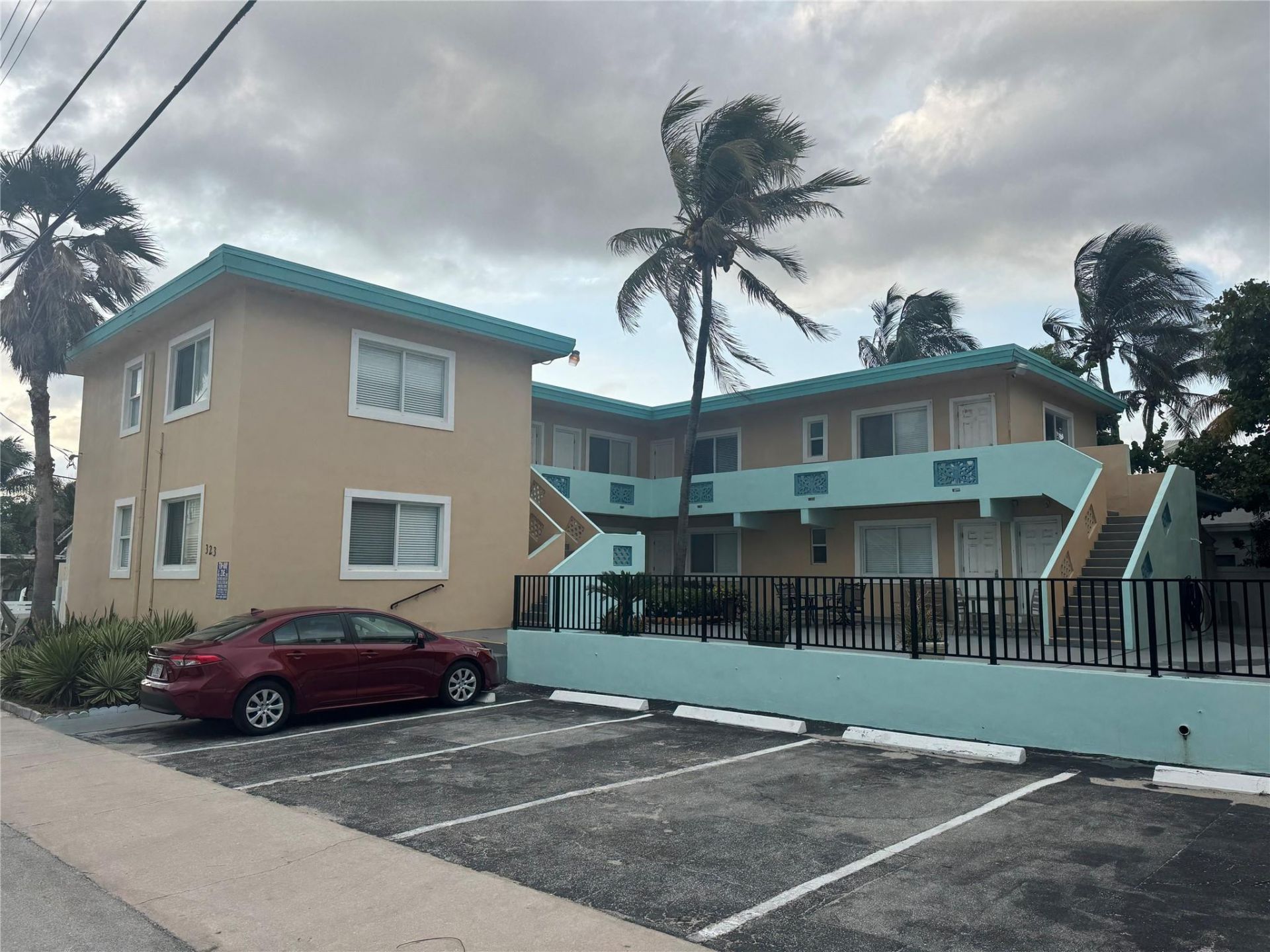 323 Monroe Street, Unit 2, Hollywood, FL 33019 Photo