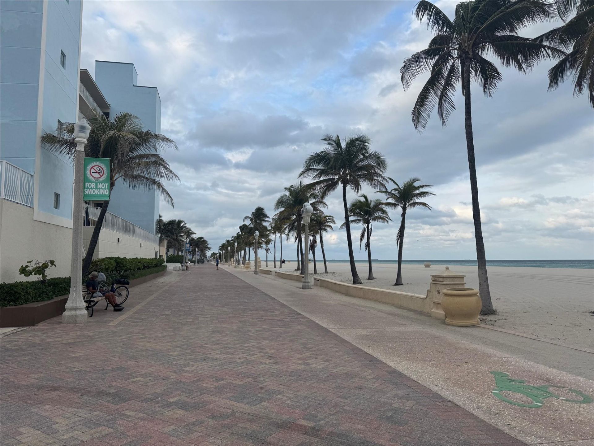 323 Monroe Street, Unit 2, Hollywood, FL 33019 Photo