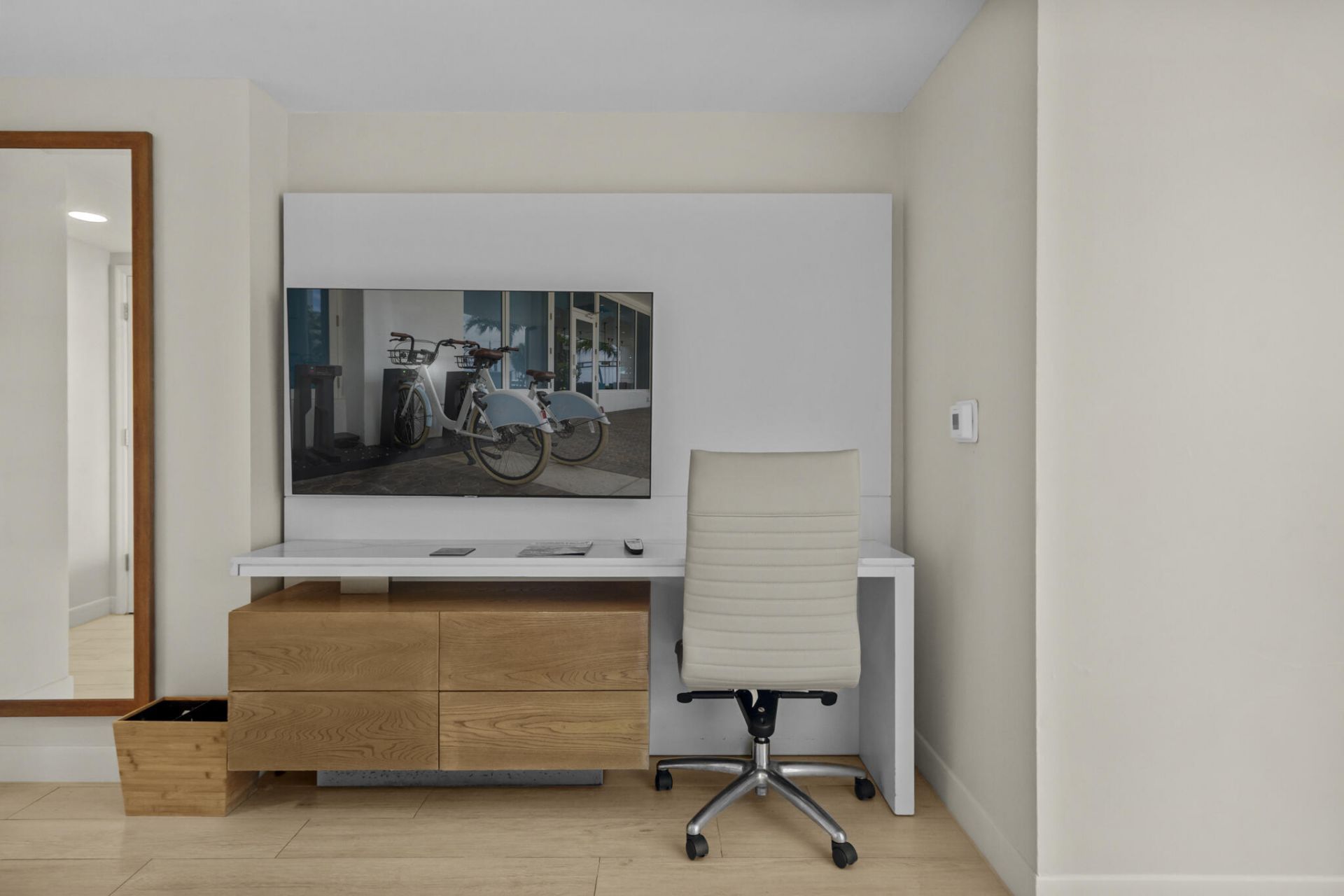 505 N Fort Lauderdale Beach, Unit 1809, Fort Lauderdale, FL 33304 Photo