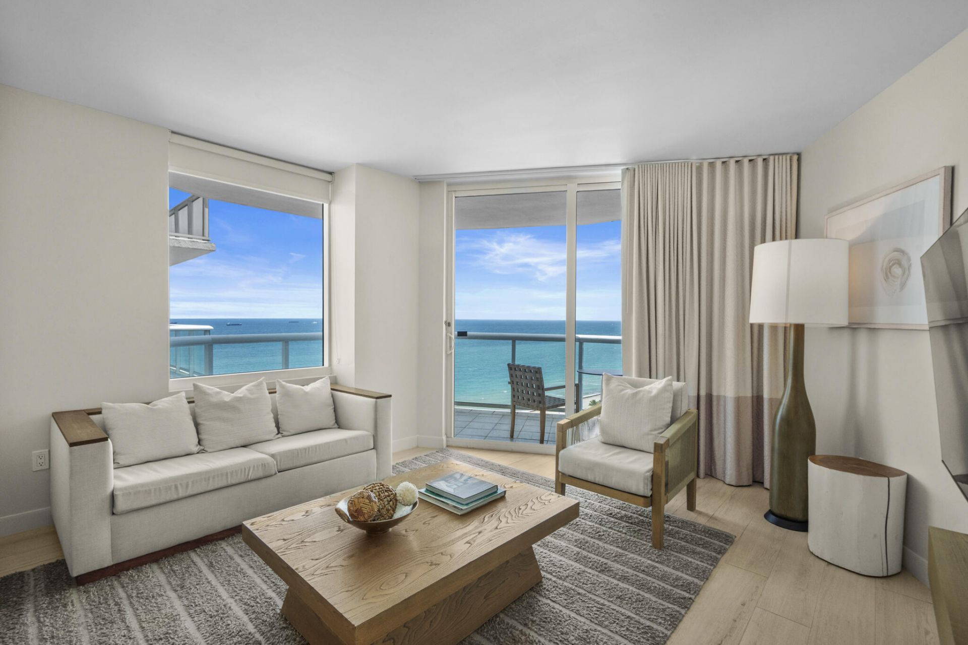 505 N Fort Lauderdale Beach, Unit 1809, Fort Lauderdale, FL 33304 Photo