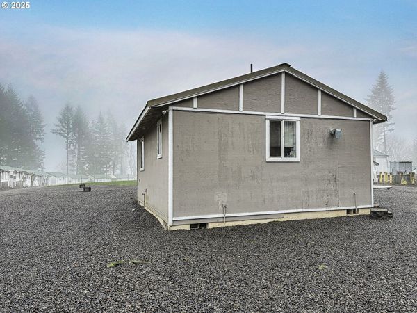 21200 NW Pumpkin Rid, North Plains, OR 97133