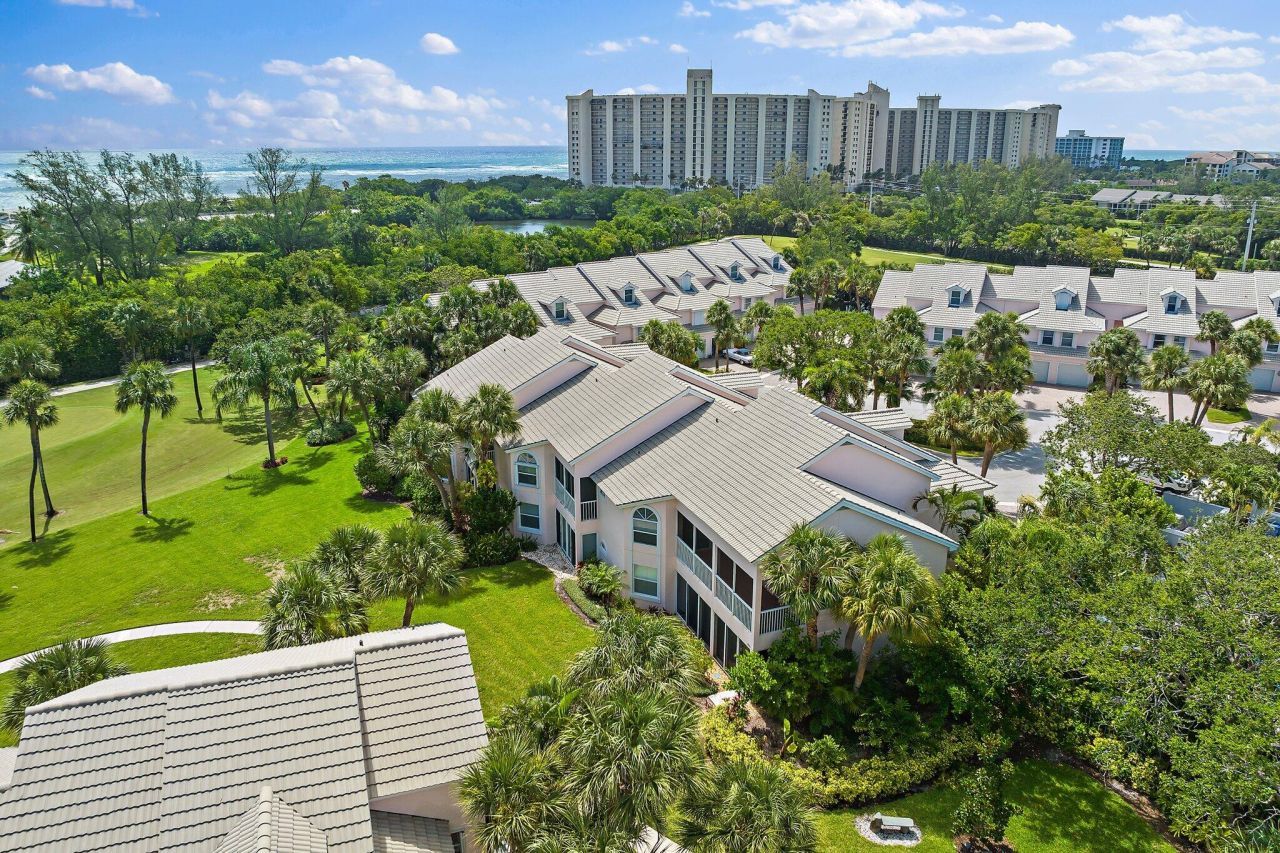 2905 Fairway Drive N, Jupiter, FL 33477 Photo