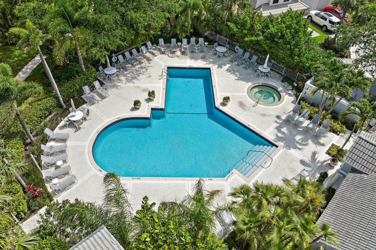 2905 Fairway Drive N, Jupiter, FL 33477 Photo