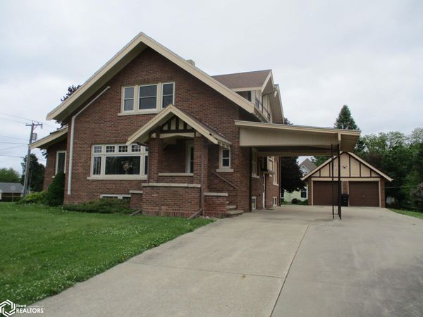 702 S Main Street, Dysart, IA 52224