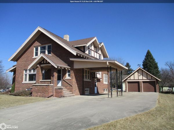 702 S Main Street, Dysart, IA 52224