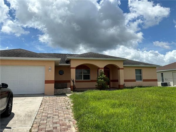 546 Long Island ST E, LEHIGH ACRES, FL 33974