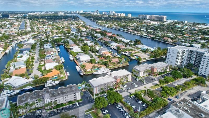 3111 NE 51st St, Unit 205, Fort Lauderdale, FL 33308 Photo