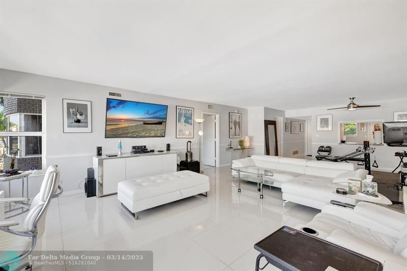 3111 NE 51st St, Unit 205, Fort Lauderdale, FL 33308 Photo