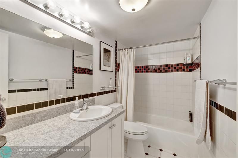 3111 NE 51st St, Unit 205, Fort Lauderdale, FL 33308 Photo