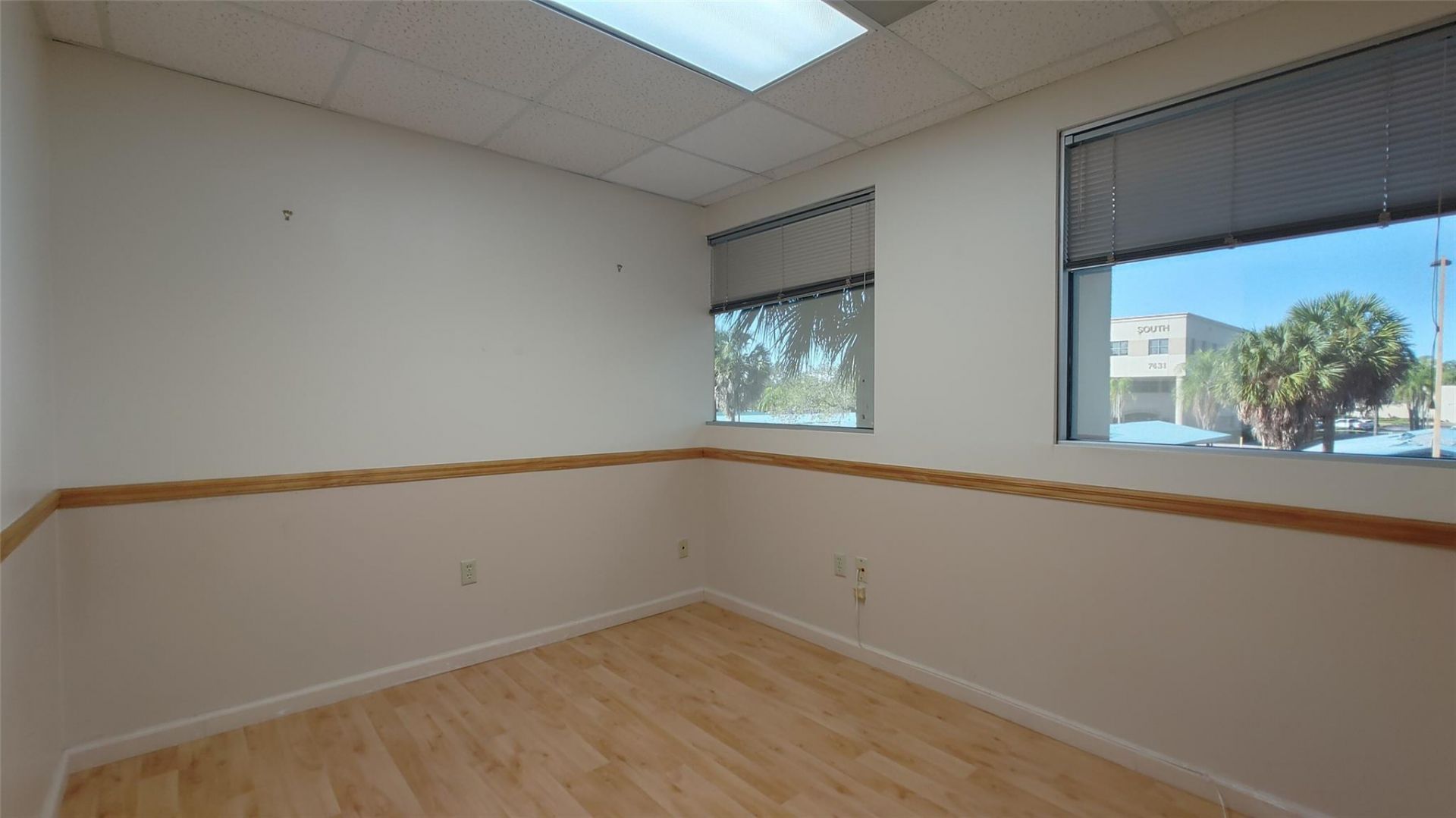 7421 N University Drive, Unit 214, Tamarac, FL 33321 Photo