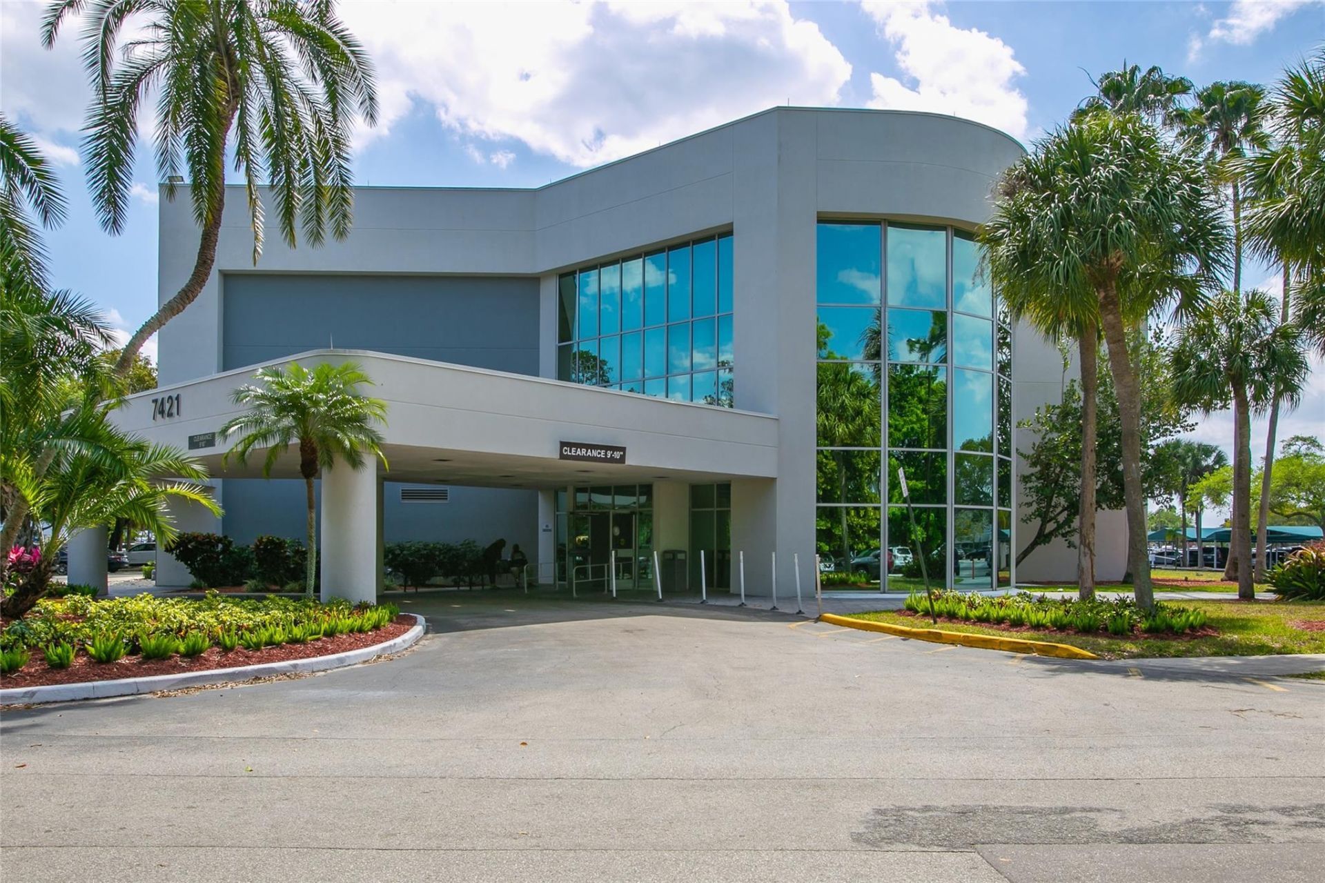 7421 N University Drive, Unit 214, Tamarac, FL 33321 Photo