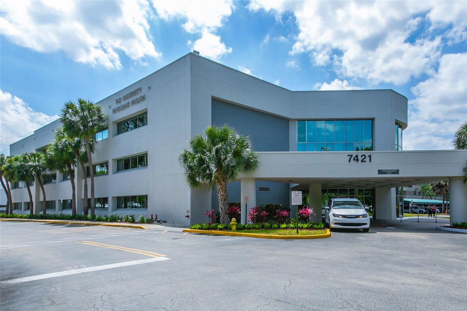 7421 N University Drive, Unit 214, Tamarac, FL 33321 Photo