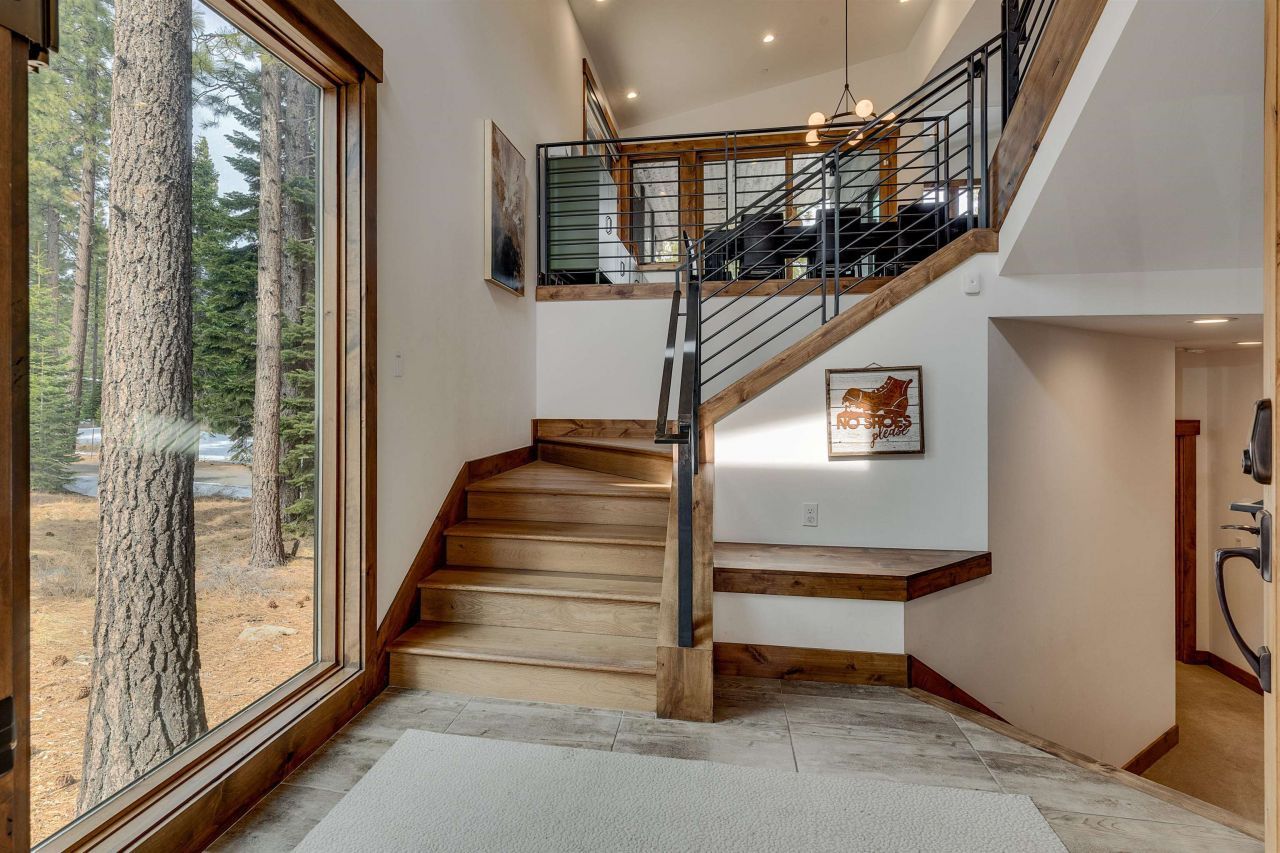 9234 Heartwood Drive, Truckee, CA 96161 Photo