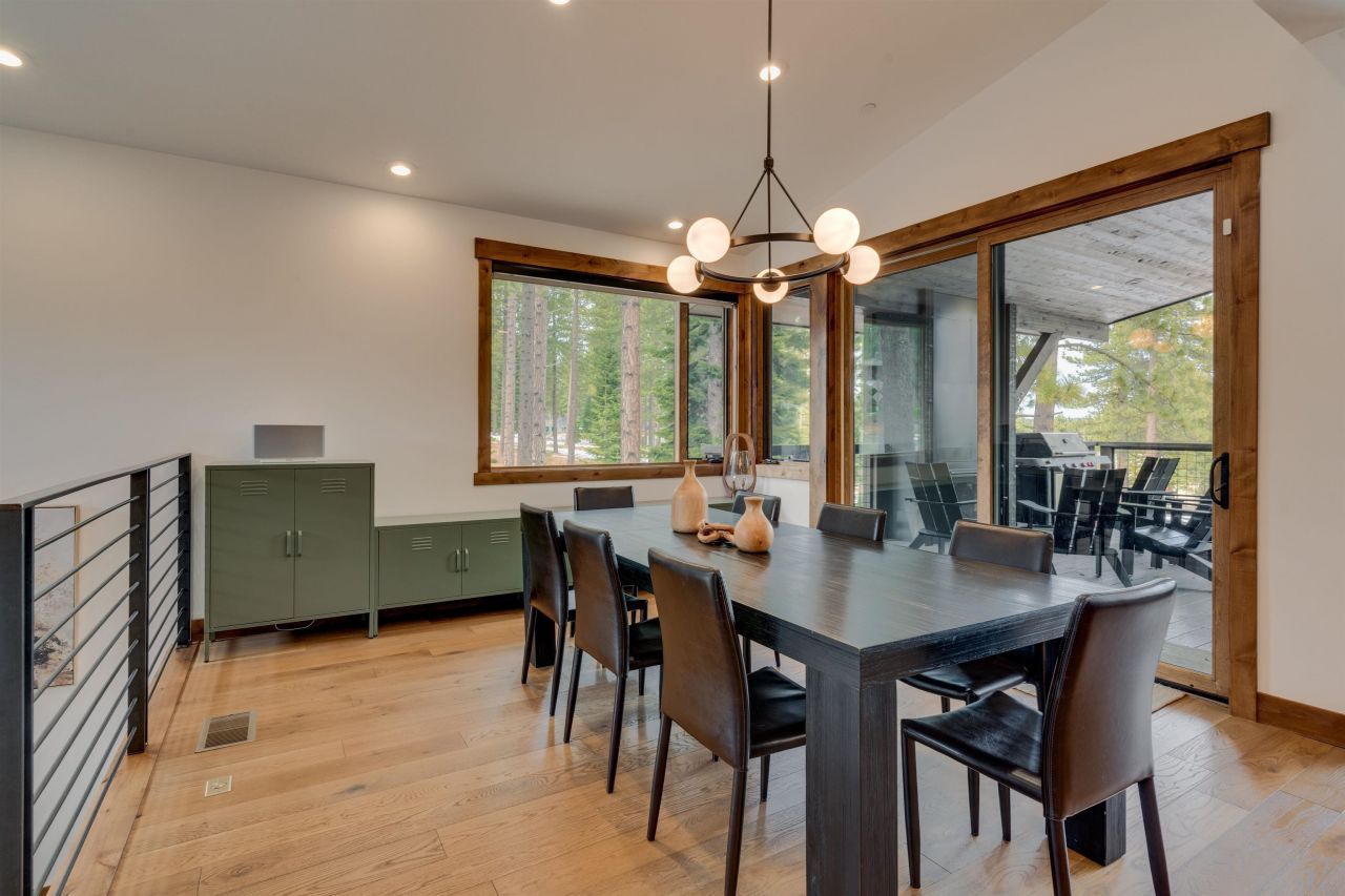 9234 Heartwood Drive, Truckee, CA 96161 Photo