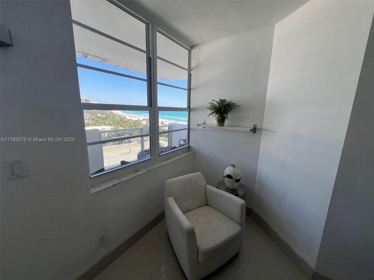 100 Lincoln Rd, Unit 945, Miami Beach, FL 33139 Photo