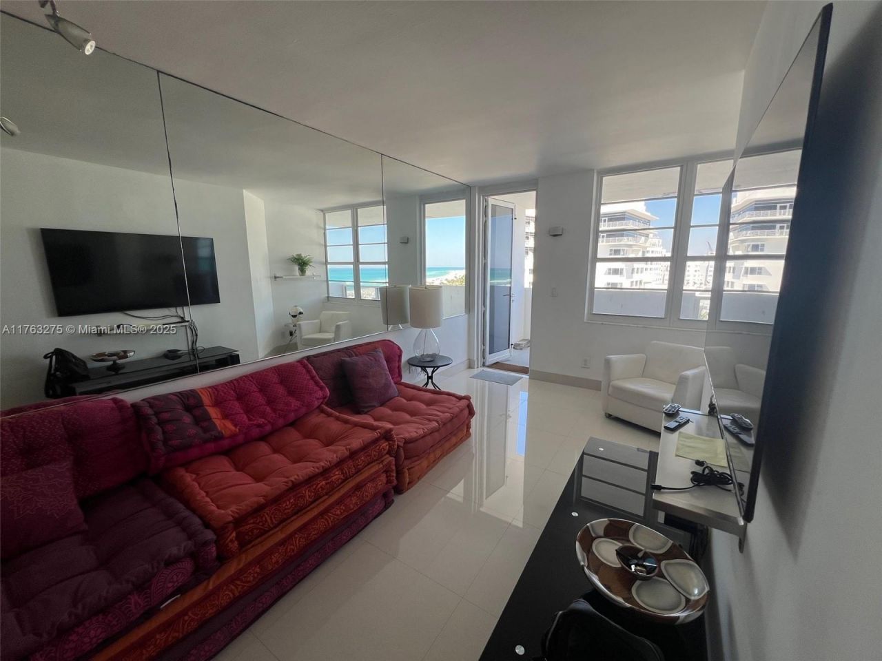 100 Lincoln Rd, Unit 945, Miami Beach, FL 33139 Photo