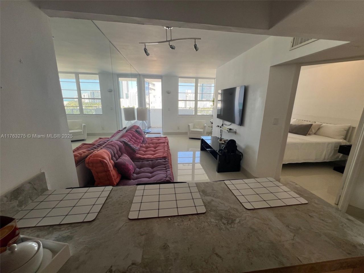 100 Lincoln Rd, Unit 945, Miami Beach, FL 33139 Photo