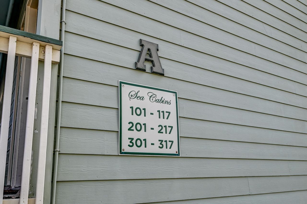 1300 Ocean Boulevard Photo 15