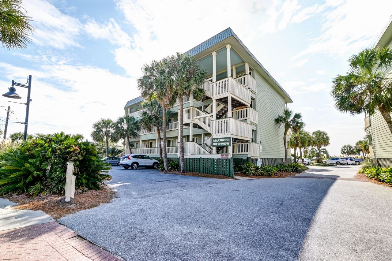 1300 Ocean Boulevard Photo 16