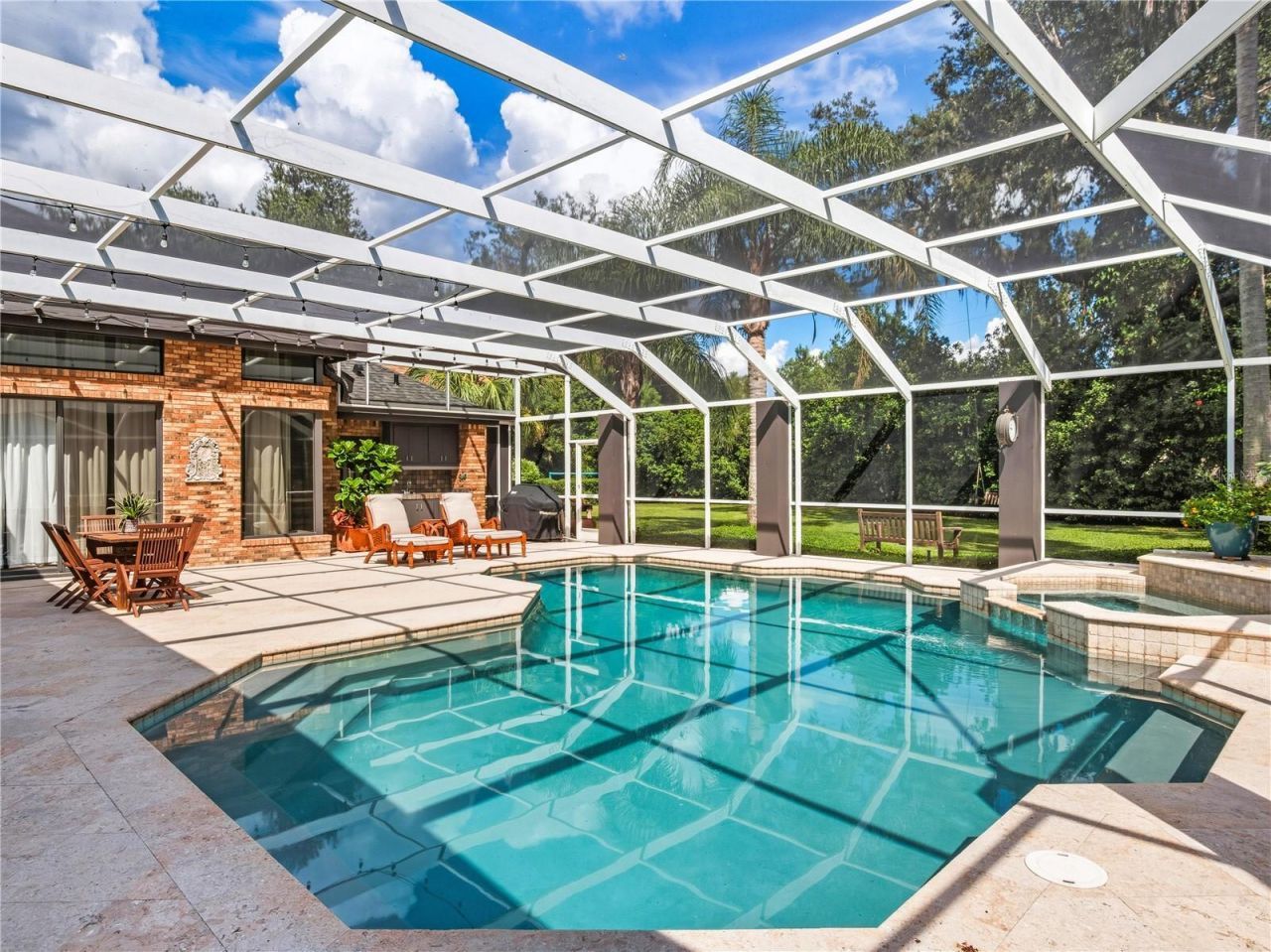 16211 Villarreal De Avila, Tampa, FL 33613 Photo