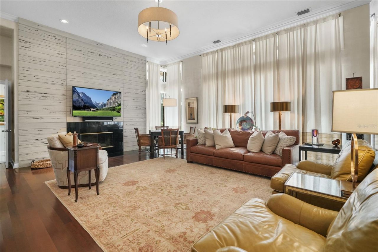 16211 Villarreal De Avila, Tampa, FL 33613 Photo